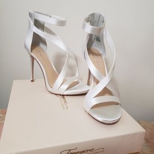 Vince Camuto High Heel sandals